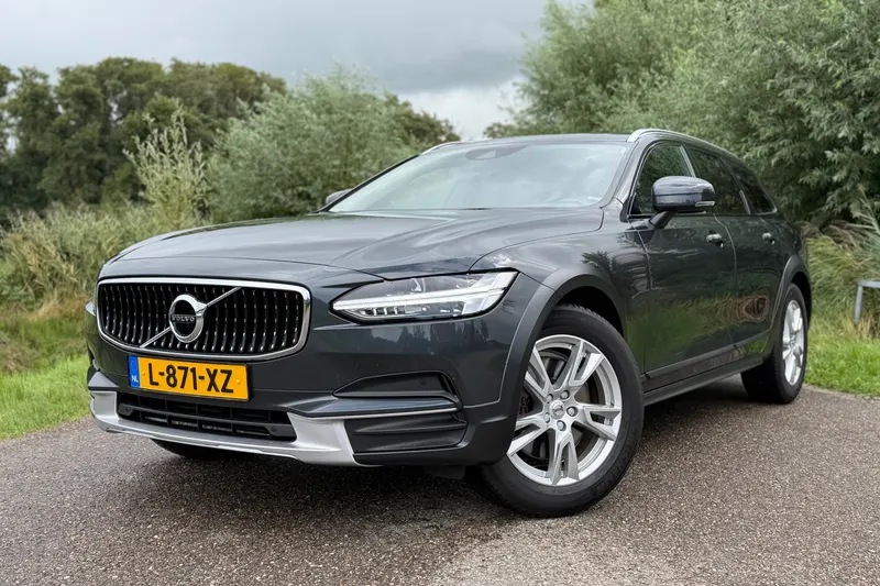 Volvo V90 (2017)