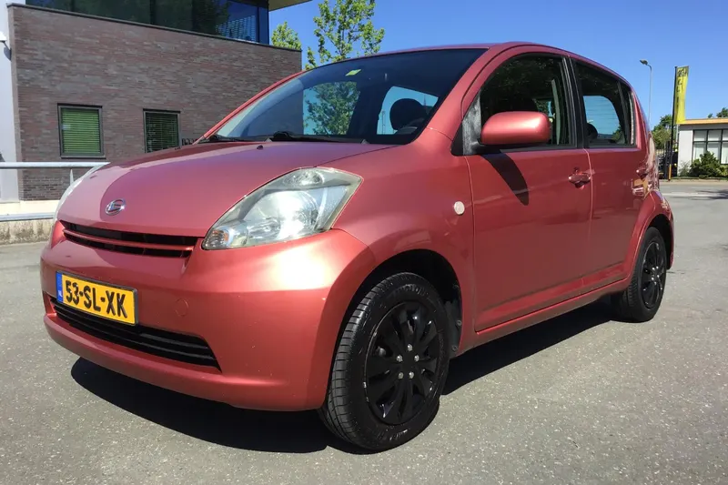 Daihatsu Sirion 2 (2006)