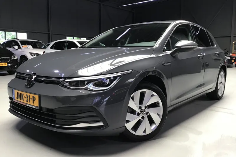 Volkswagen Golf (2021)