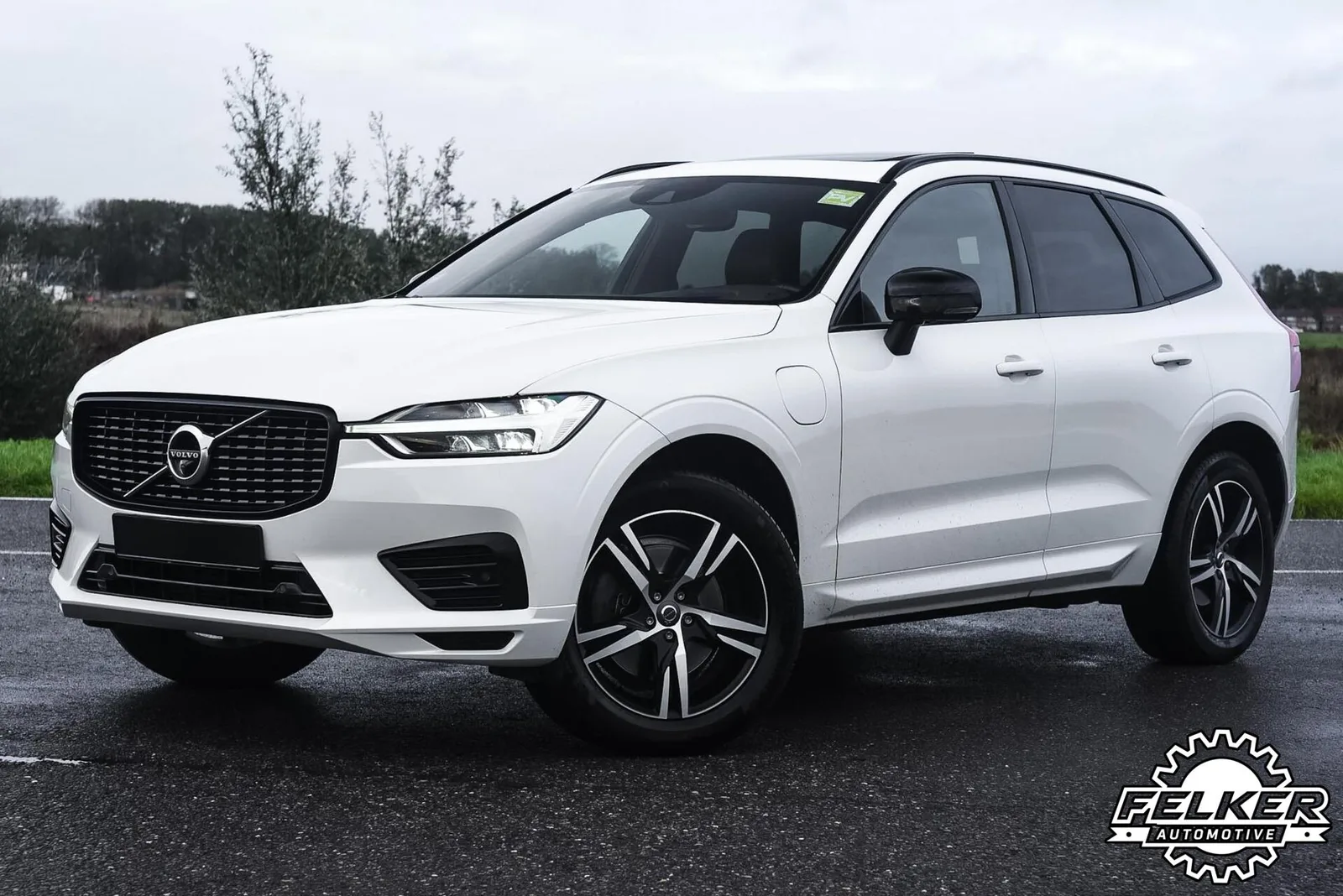 Volvo XC60 (2020) — foto 1