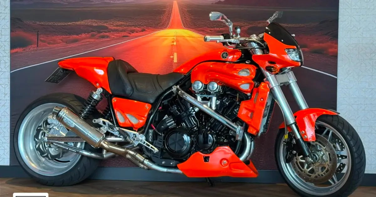 Yamaha VMX 1200 V-MAX (1985) — foto 1