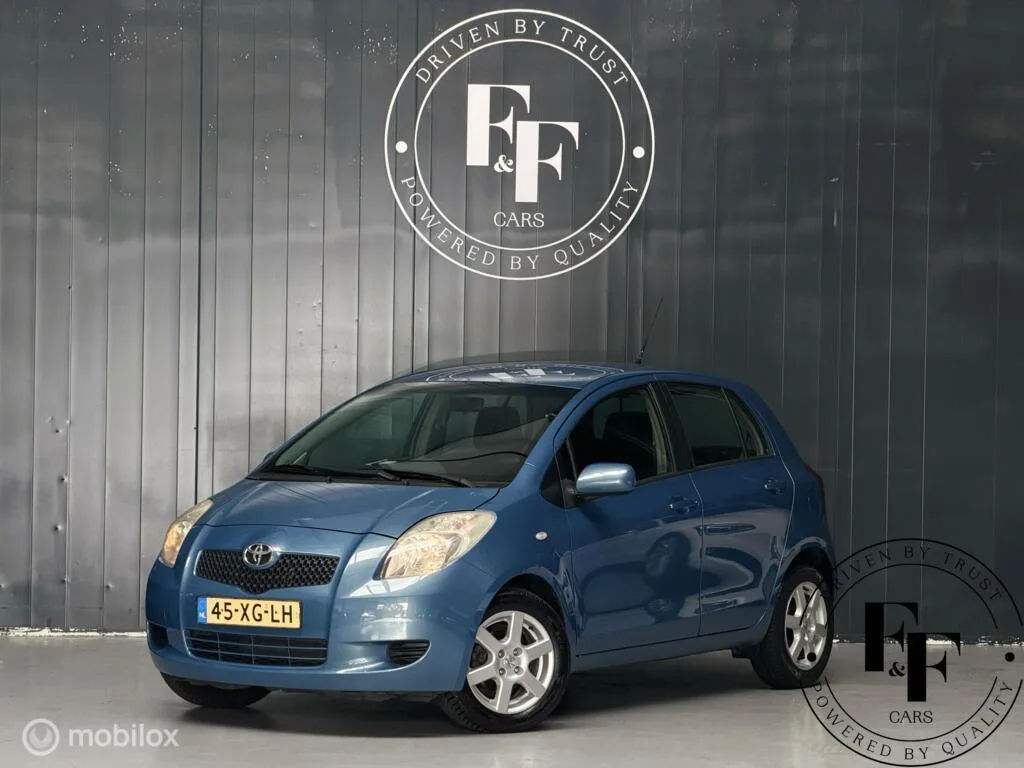 Toyota Yaris (2007) — foto 1
