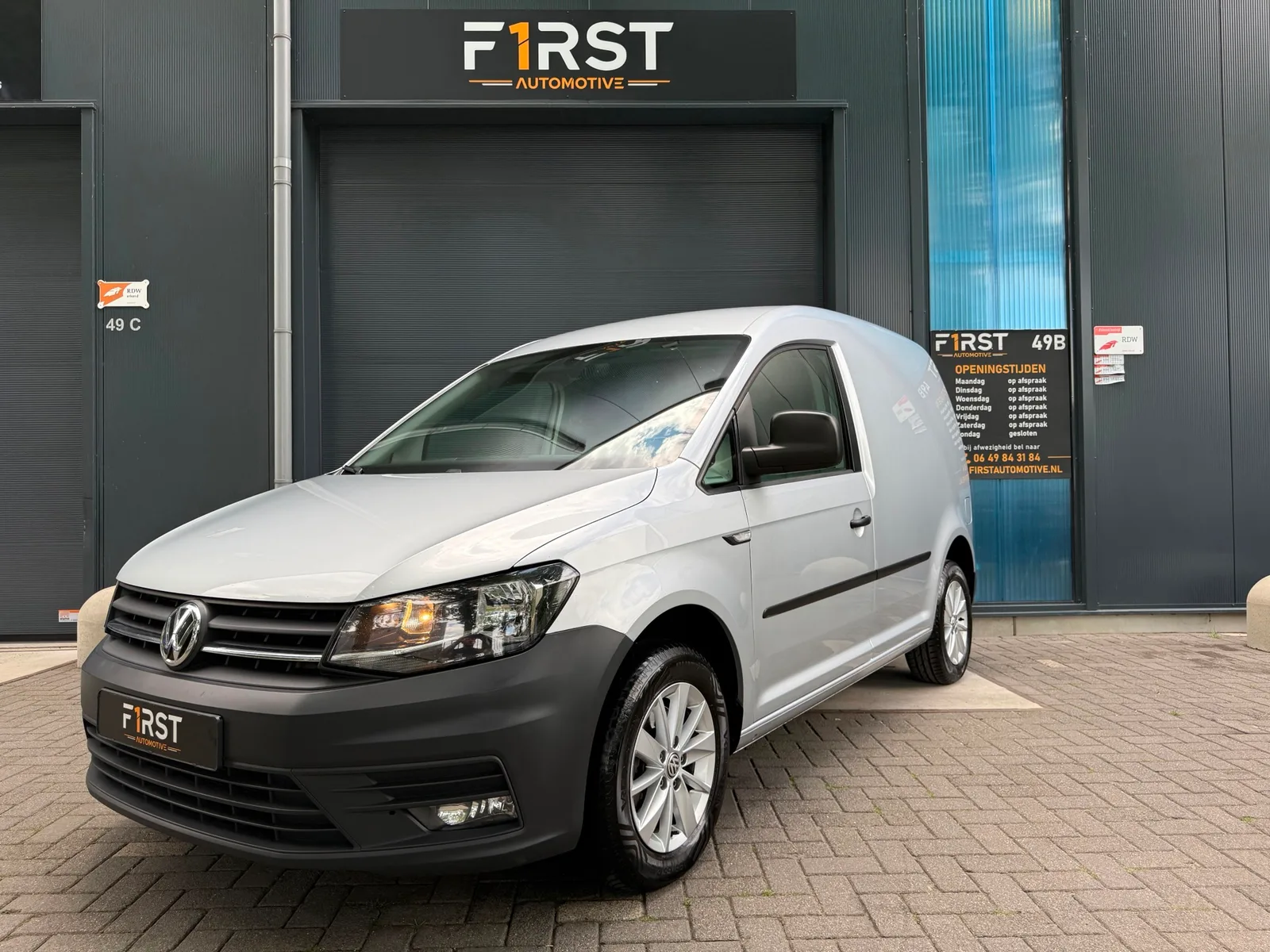 Volkswagen Caddy (2016) — foto 1
