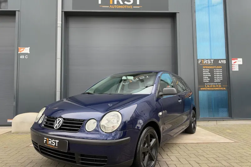 Volkswagen Polo (2002)