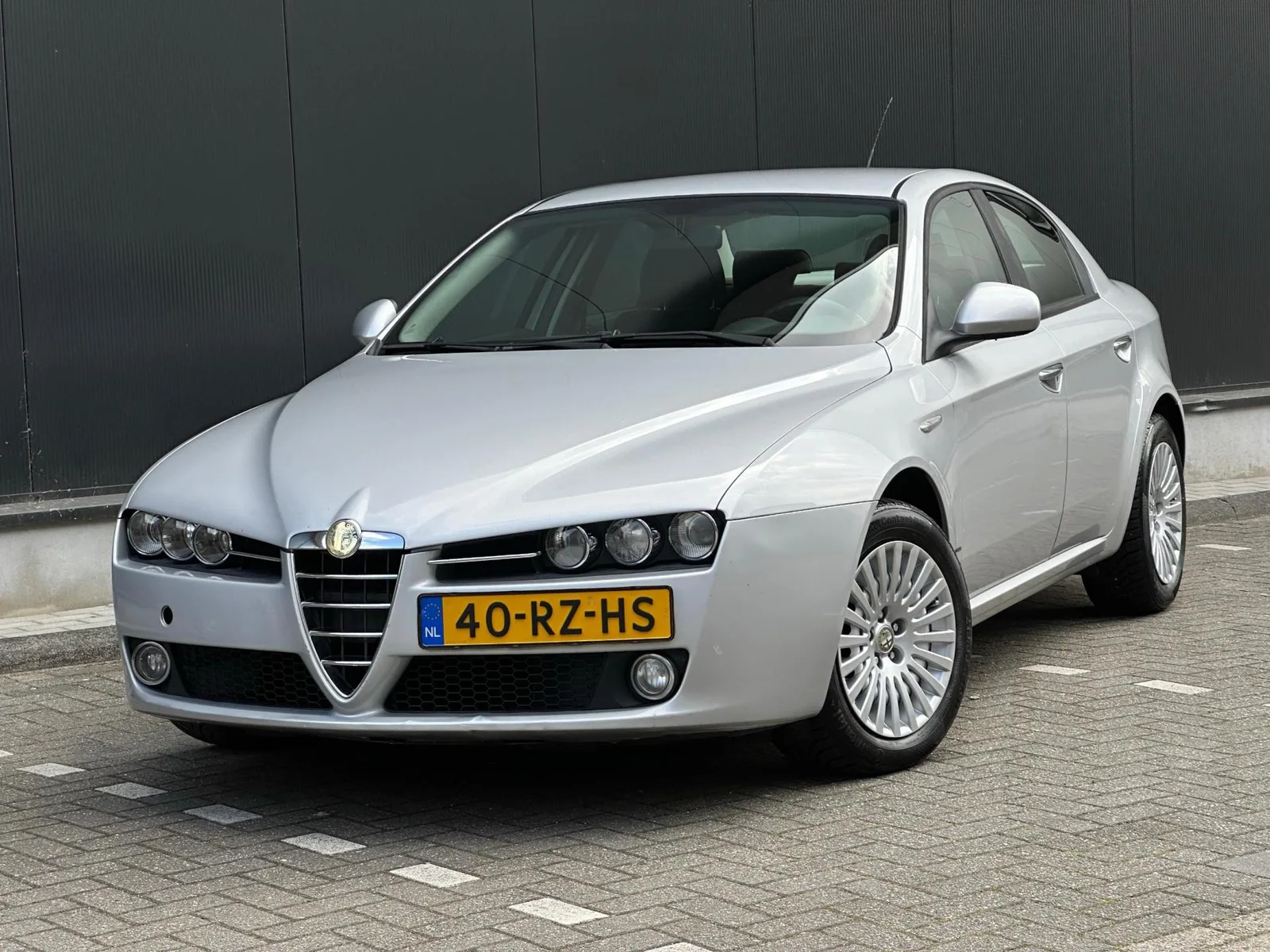 Alfa Romeo 159 (2005) — foto 1