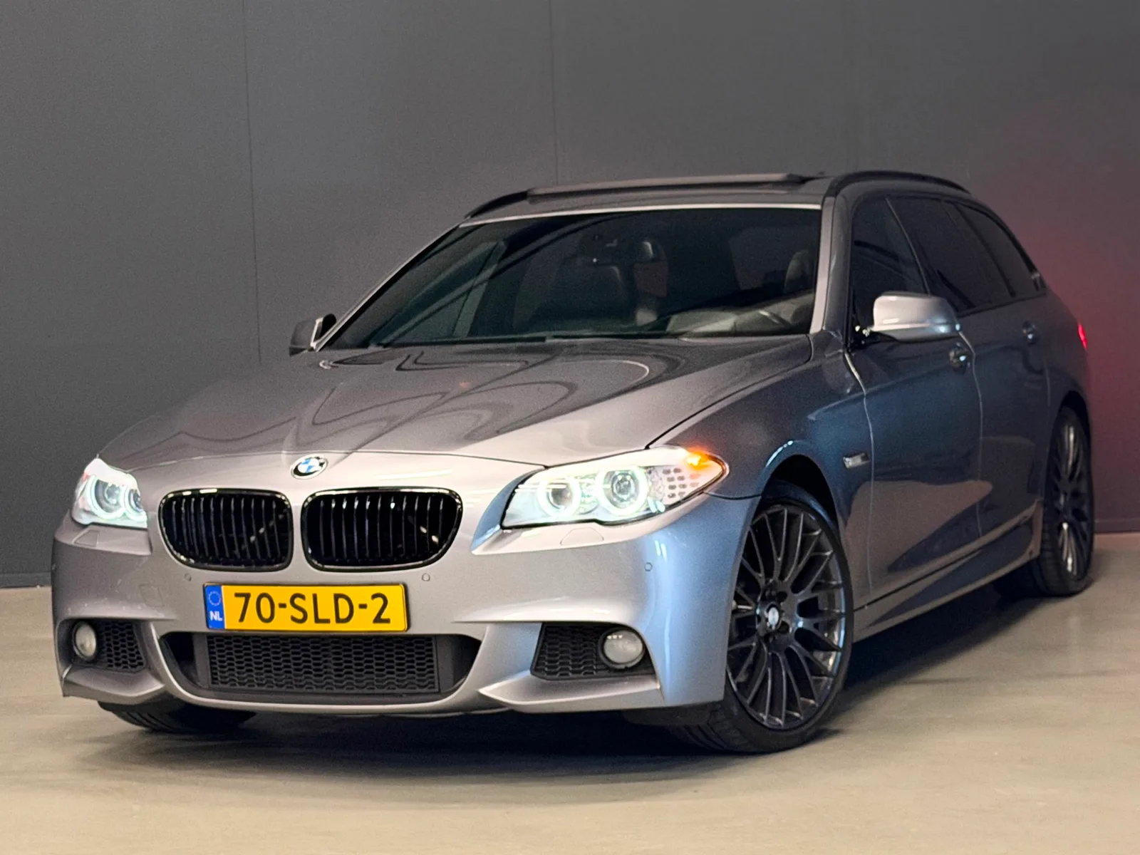 BMW 5-Serie (2011) — foto 1