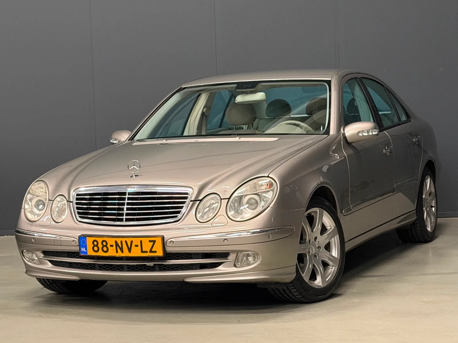 Mercedes-Benz E-Klasse (2004) — foto 1