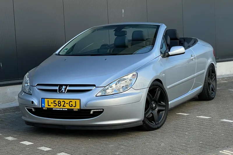 Peugeot 307 CC (2005)