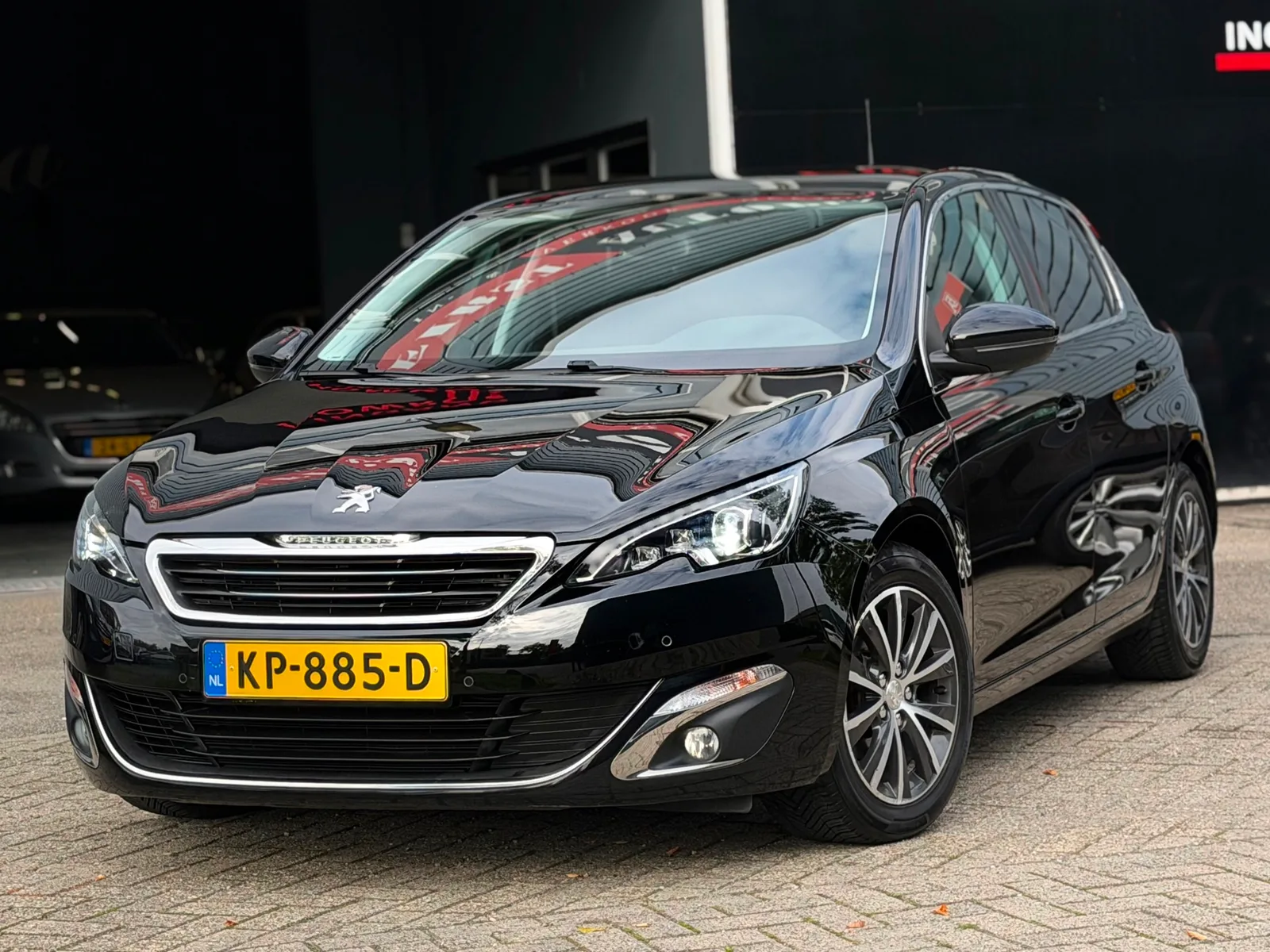 Peugeot 308 (2016) — foto 1