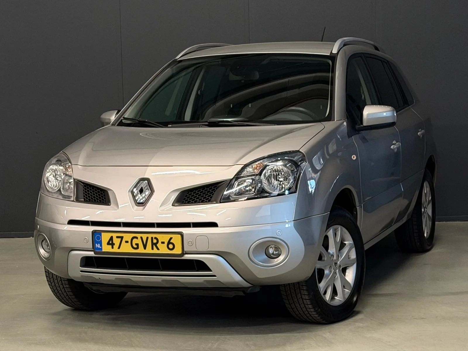 Renault Koleos (2008) — foto 1