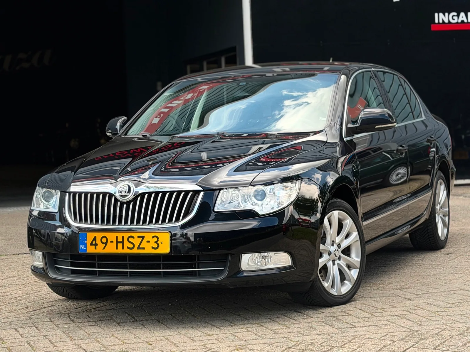 Škoda Superb (2009) — foto 1