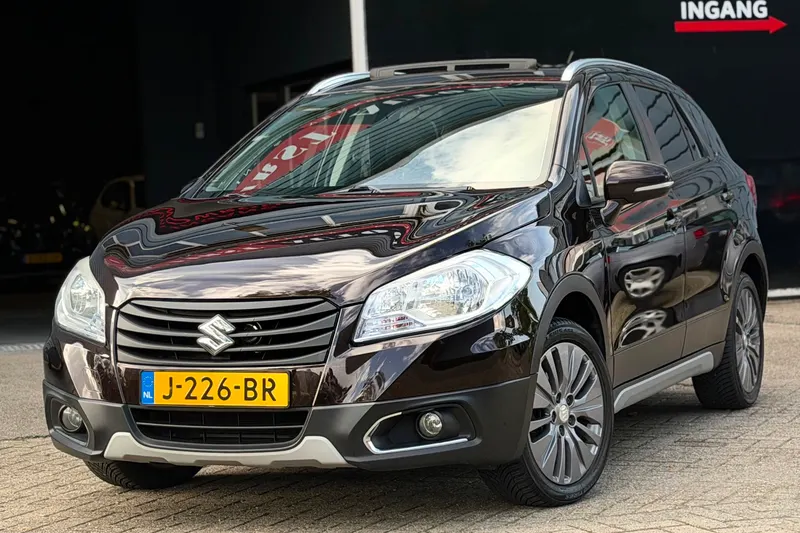 Suzuki SX4 S-Cross (2013)