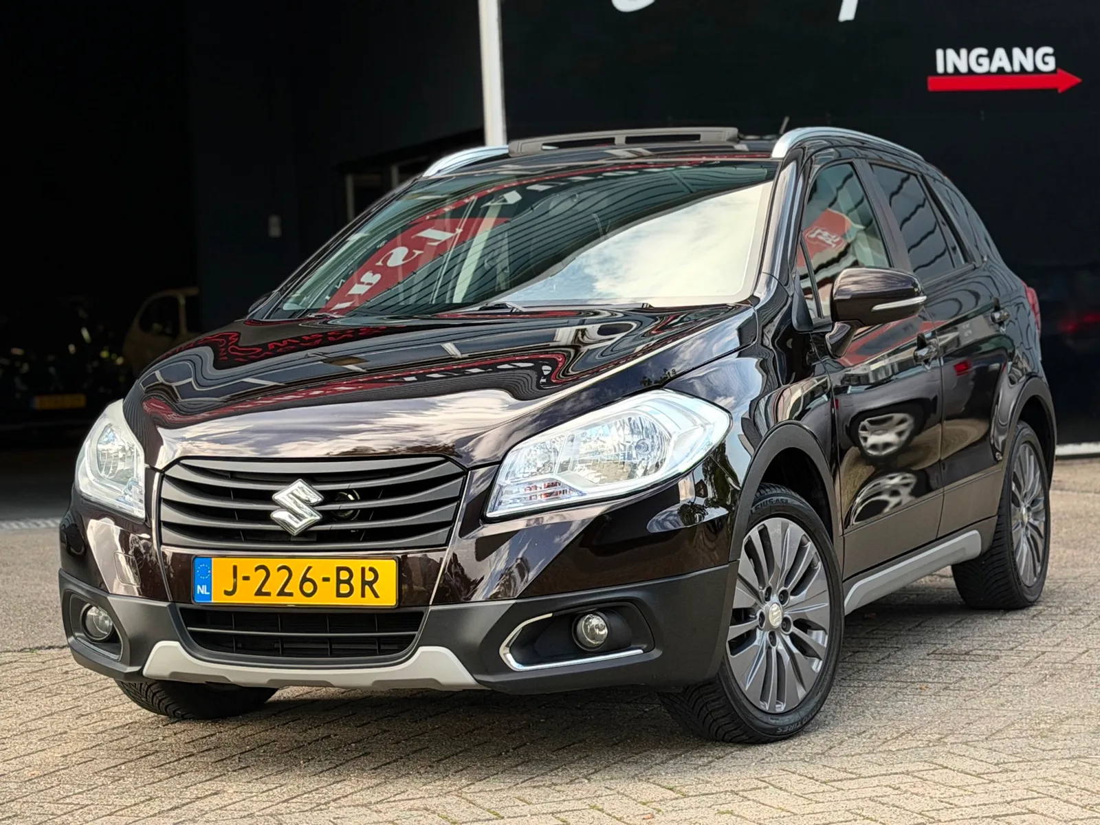 Suzuki SX4 S-Cross (2013) — foto 1
