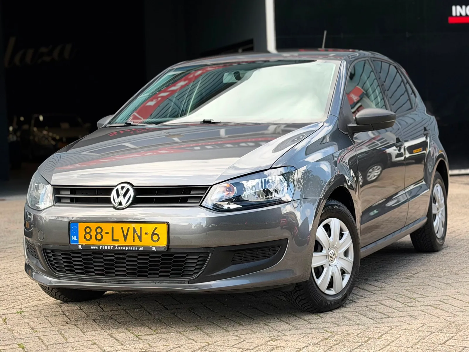Volkswagen Polo (2010) — foto 1