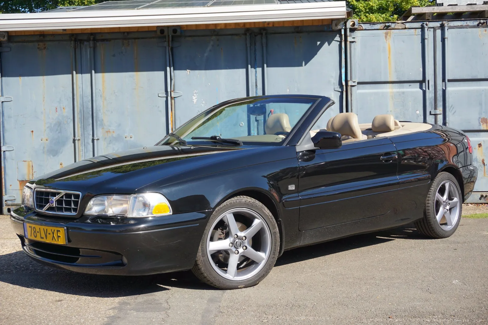 Volvo C70 (2003) — foto 1
