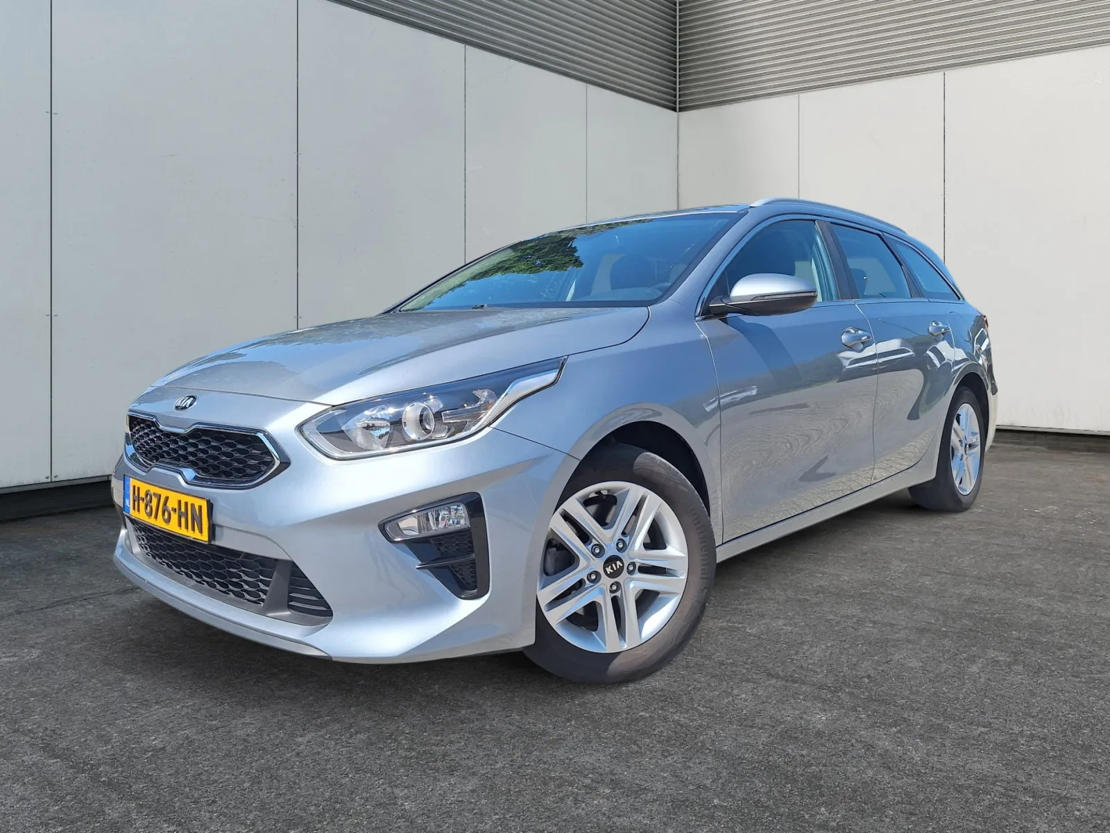 Kia Ceed (2020) — foto 1