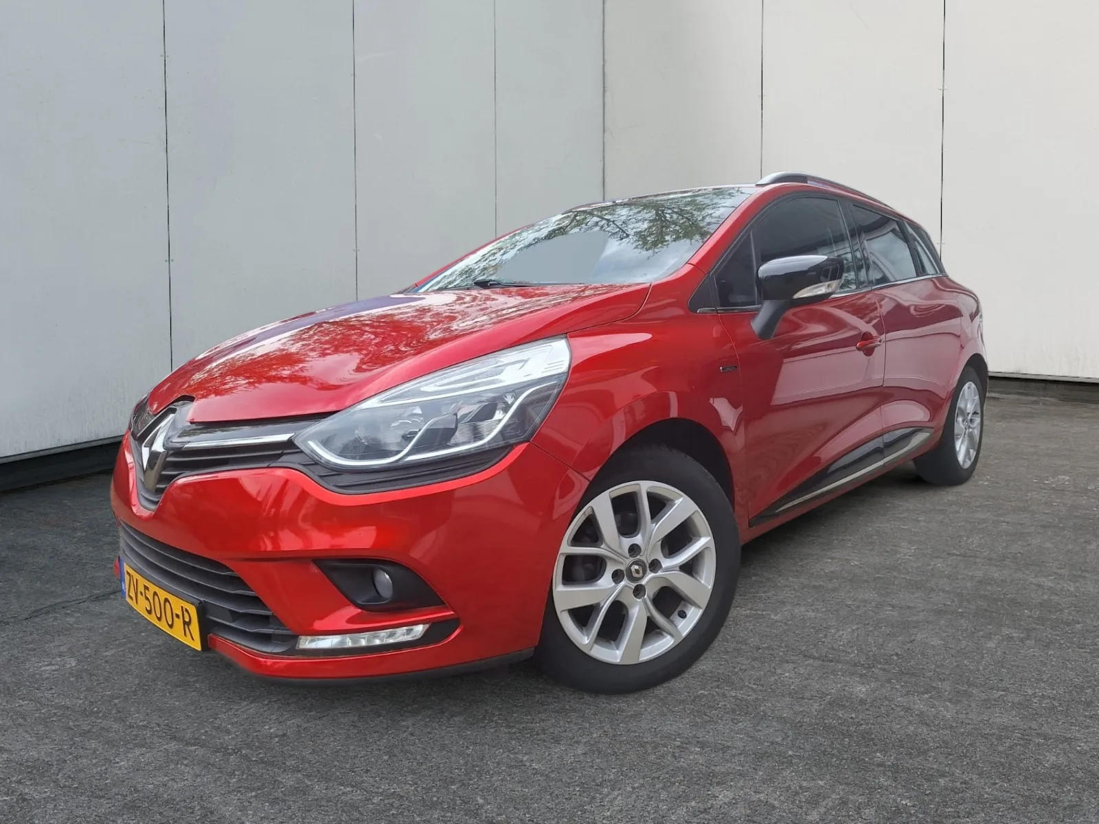 Renault Clio (2019) — foto 1