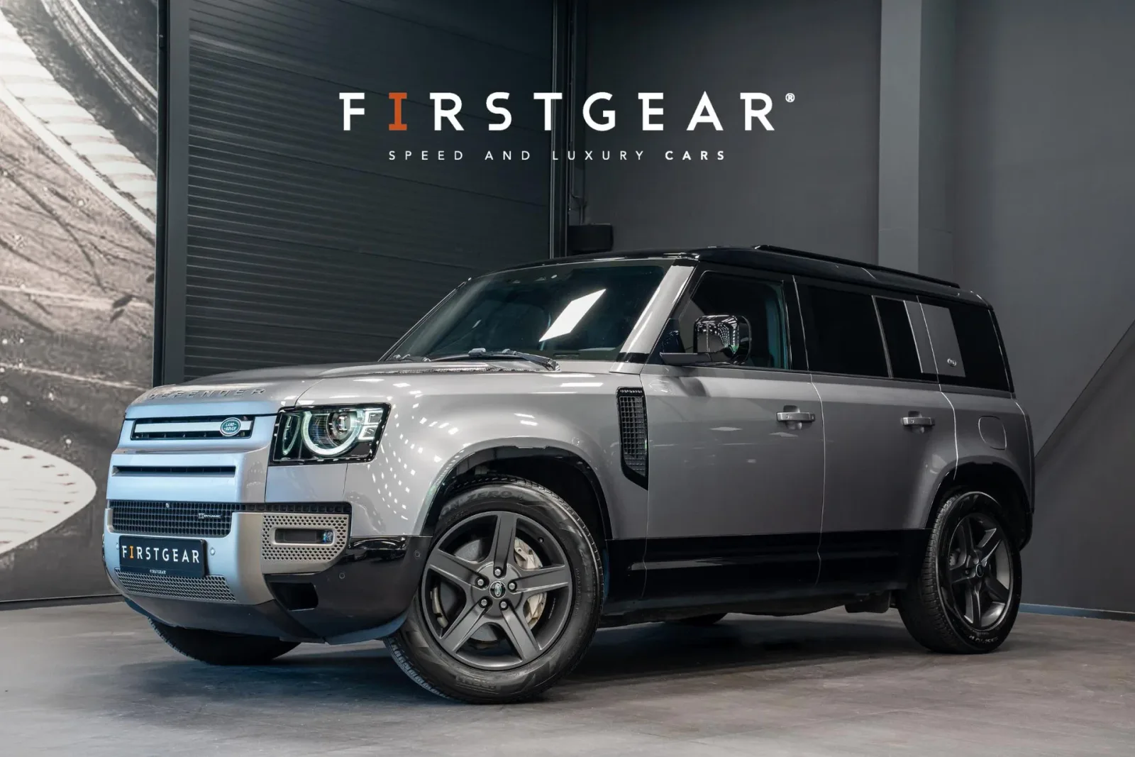 Land Rover Defender (2022) — foto 1