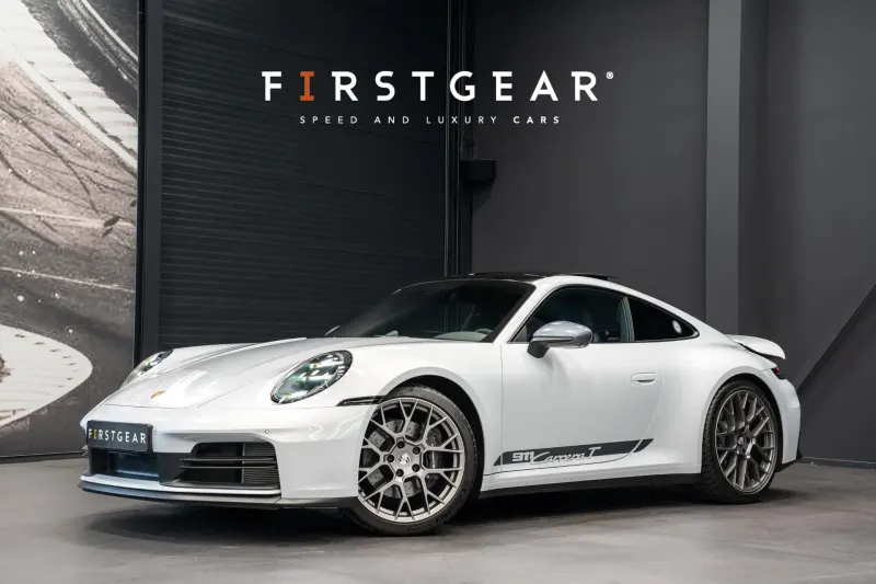 Porsche 911 (2025)
