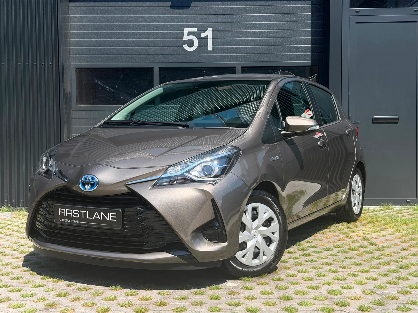 Toyota Yaris (2019) — foto 1