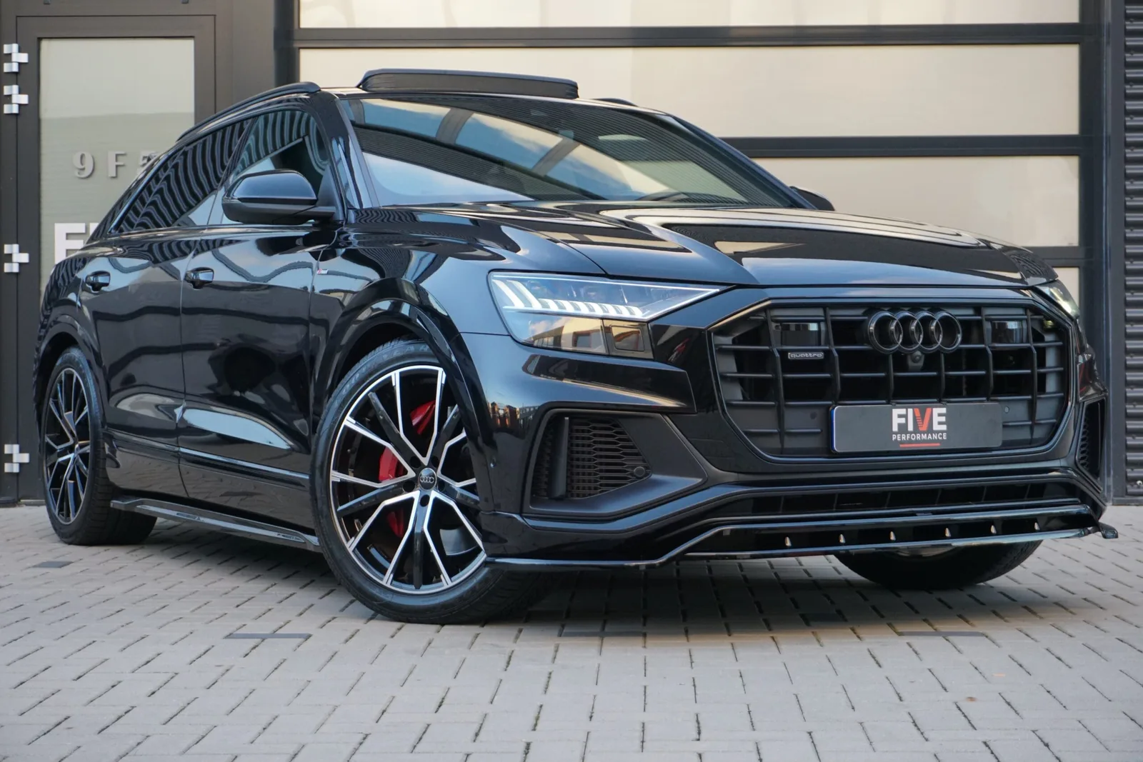 Audi Q8 (2021) — foto 1