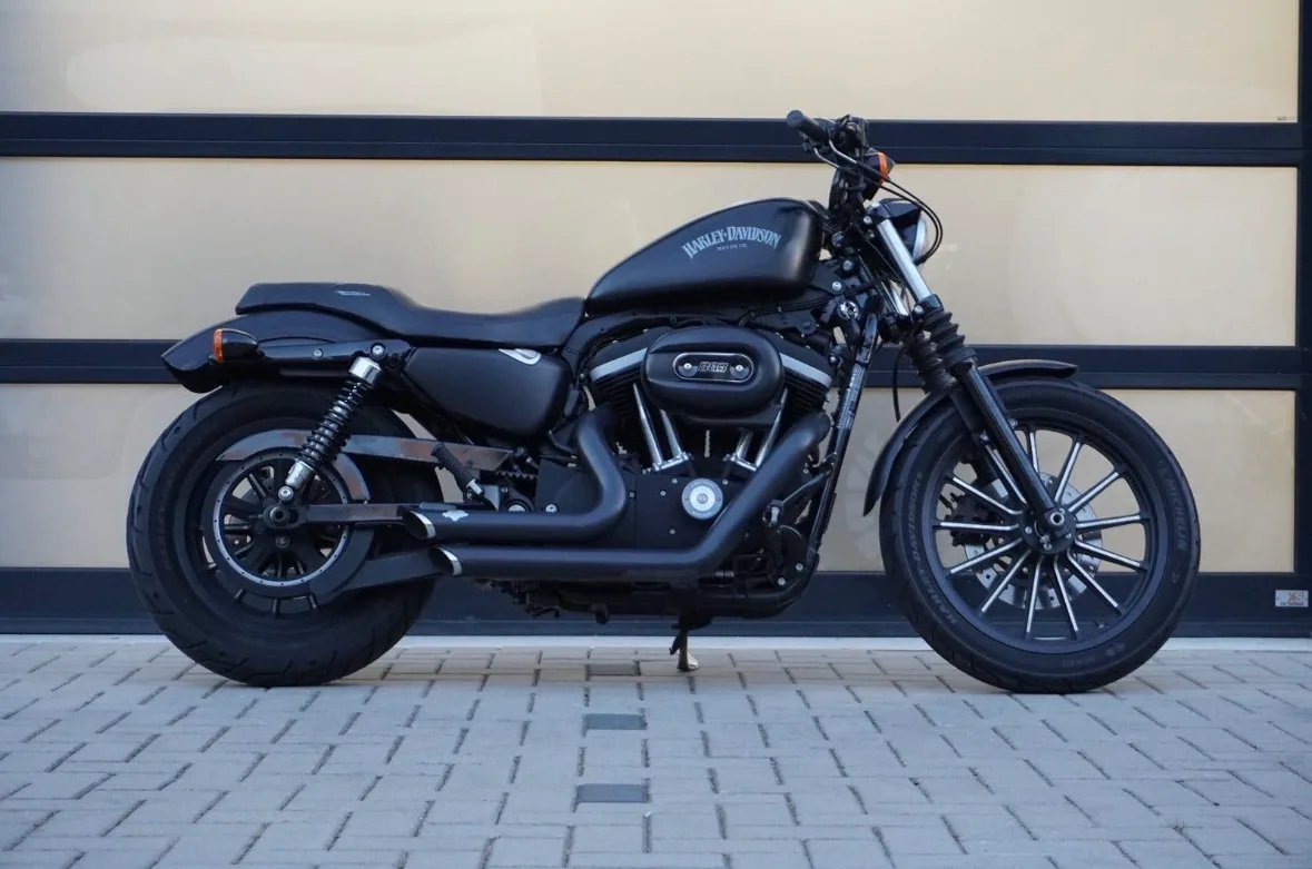 Harley-Davidson Sportster Iron 883 (2012) — foto 1