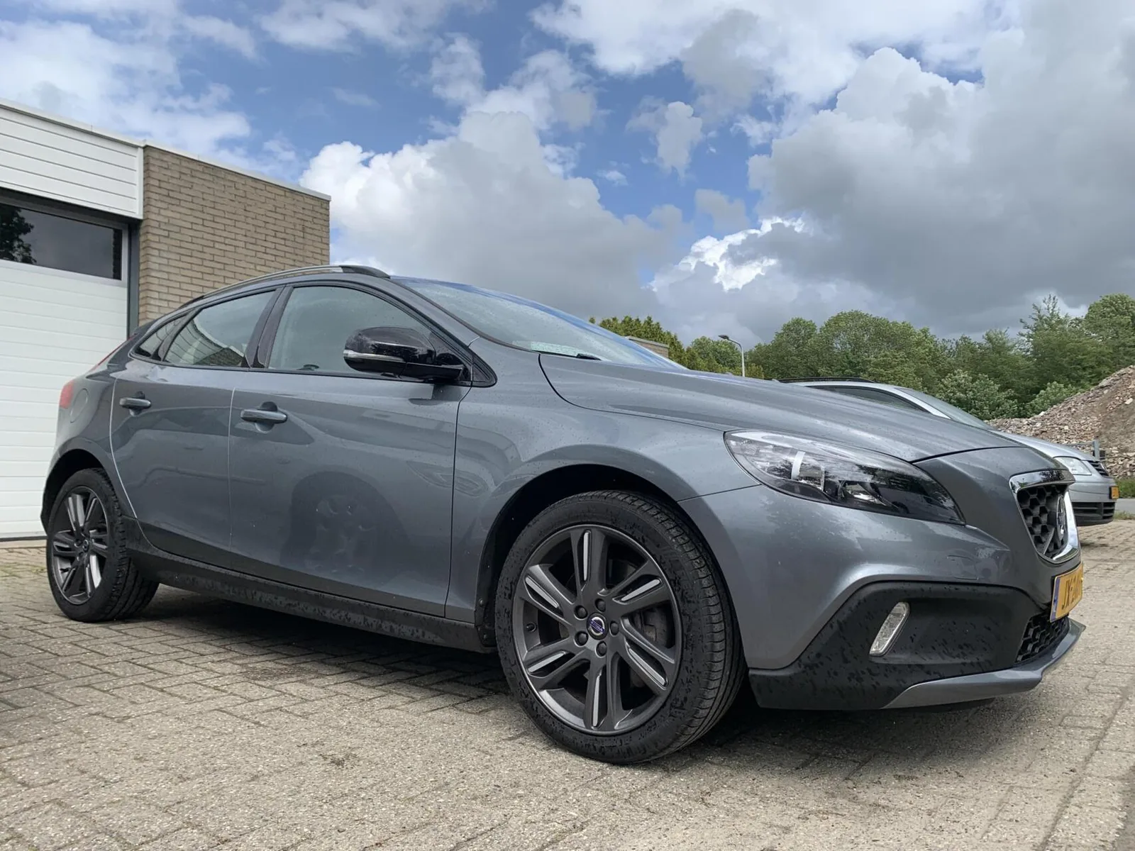 Volvo V40 (2016) — foto 1
