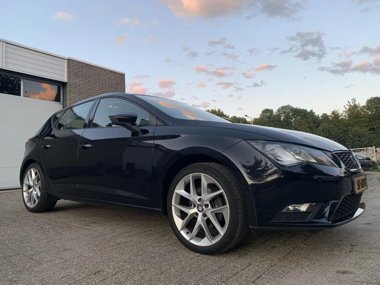 SEAT Leon (2013) — foto 1