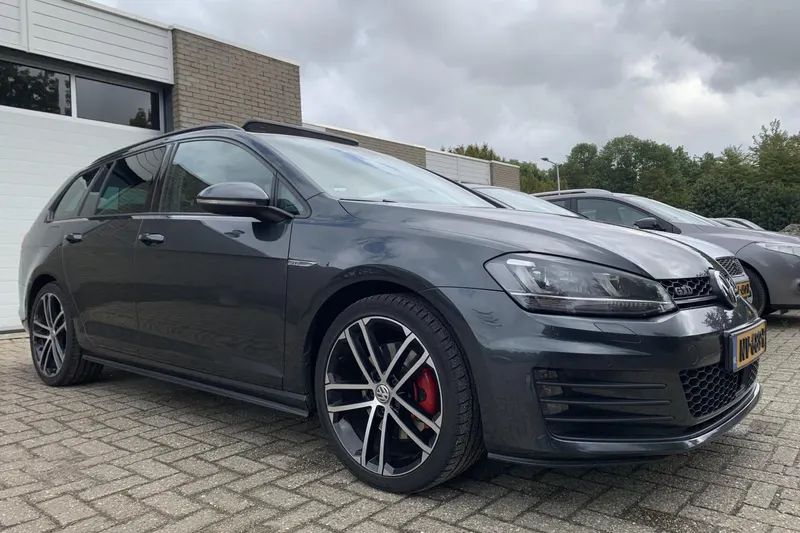 Volkswagen Golf (2016)