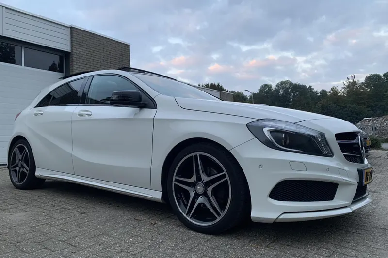 Mercedes-Benz A200 (2013)