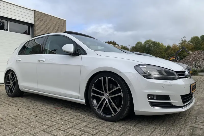 Volkswagen Golf (2013)