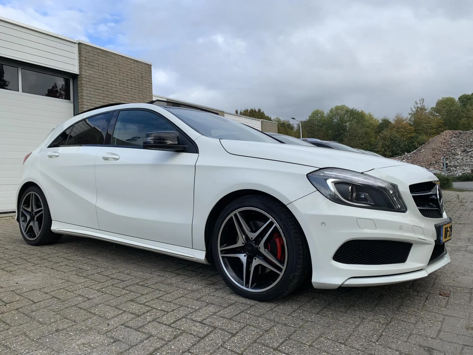 Mercedes-Benz A250 (2013) — foto 1