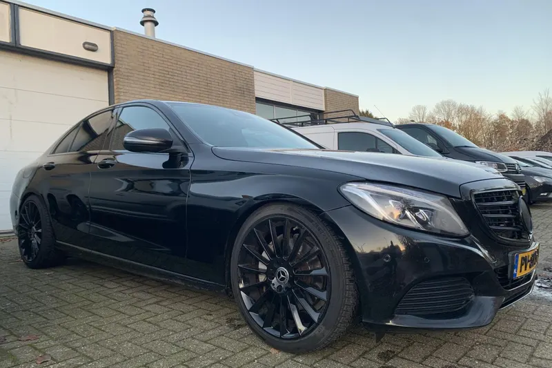 Mercedes-Benz C250 (2016)