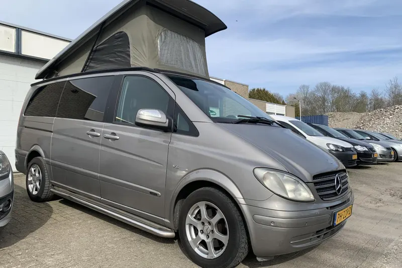 Mercedes-Benz Viano (2010)
