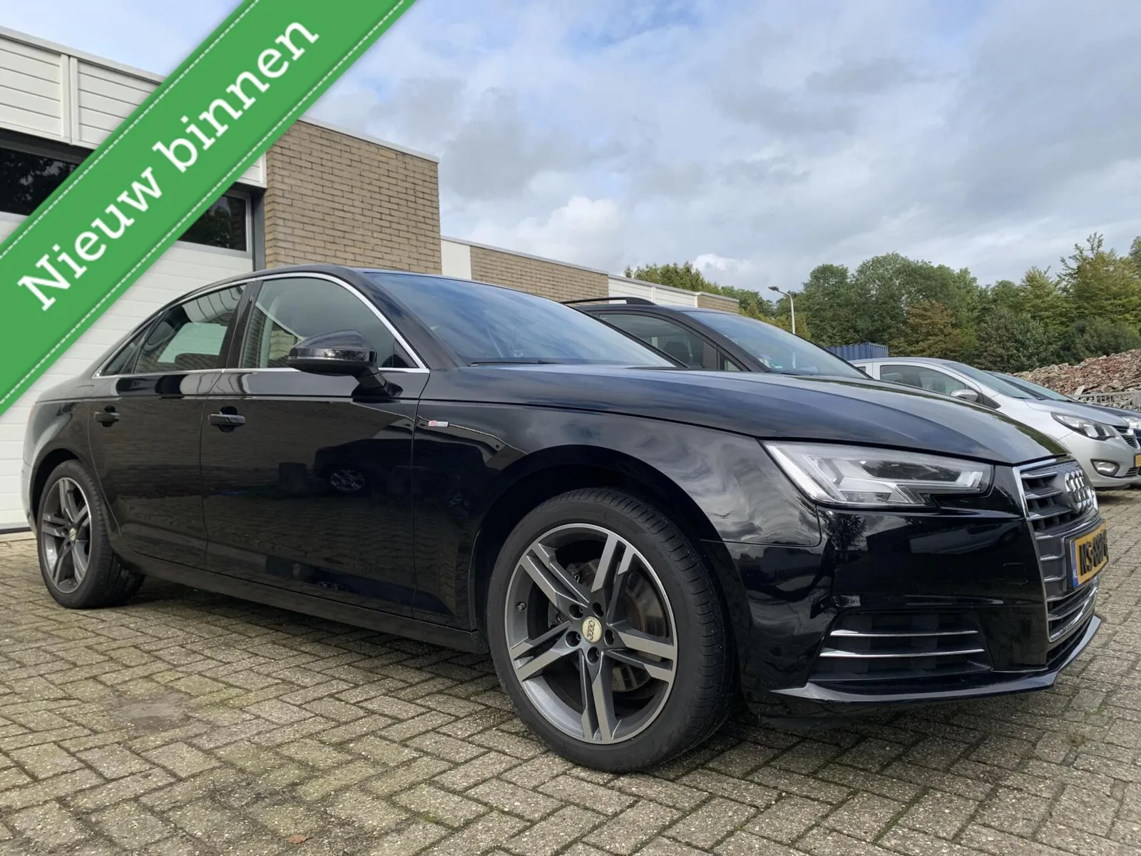Audi A4 (2017) — foto 1