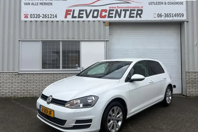 Volkswagen Golf (2017)