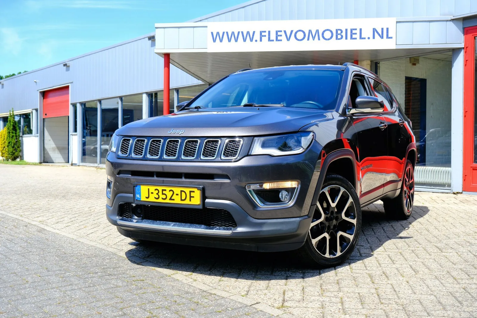 Jeep Compass (2017) — foto 1