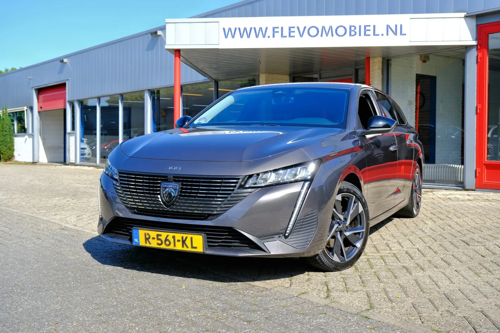Peugeot 308 (2022) — foto 1