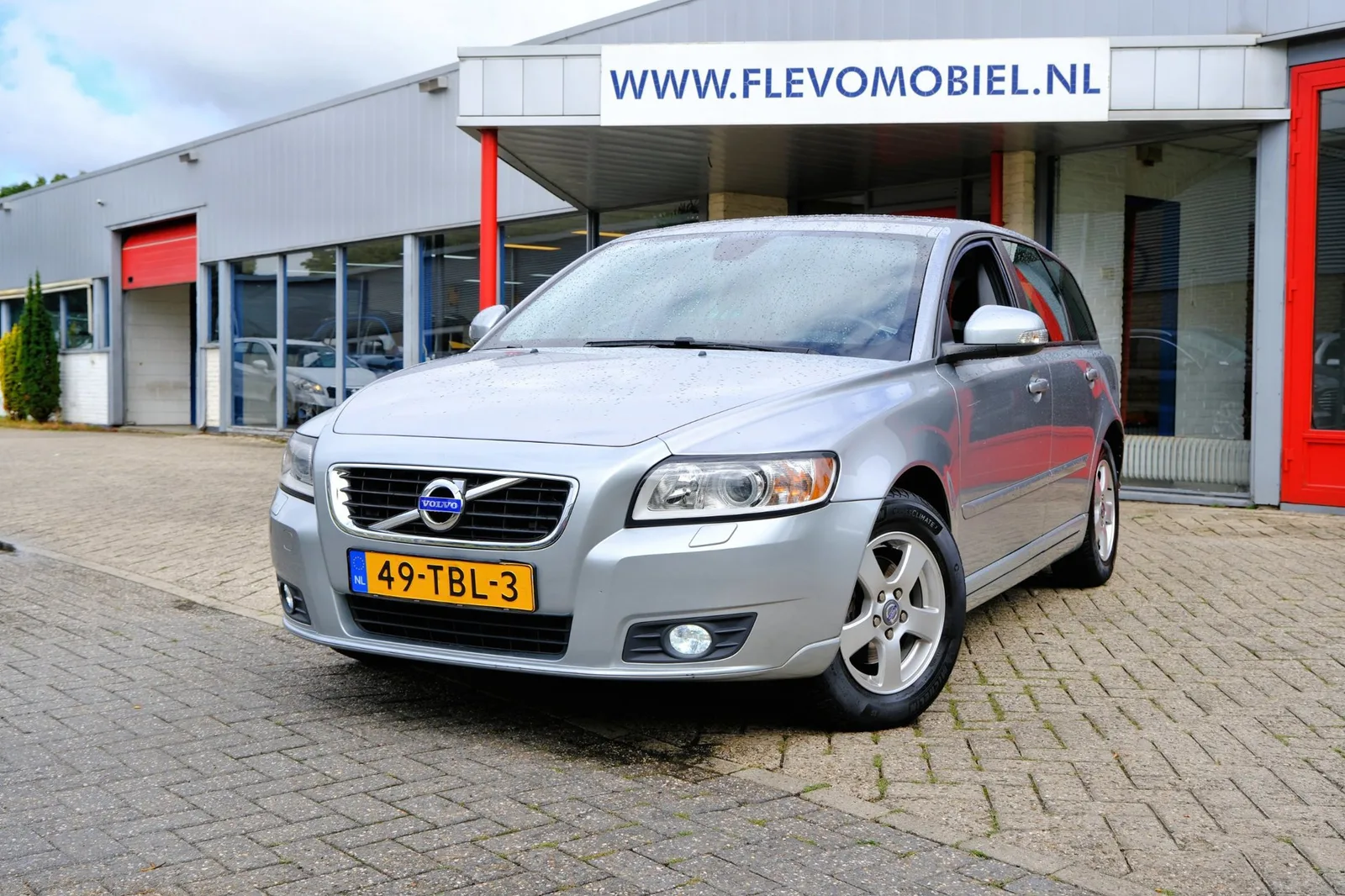 Volvo V50 (2012) — foto 1