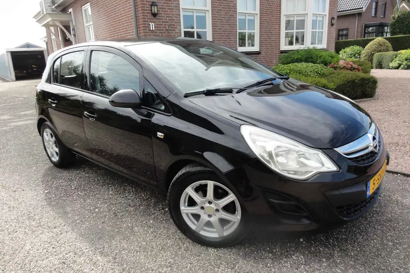 Opel Corsa (2011)