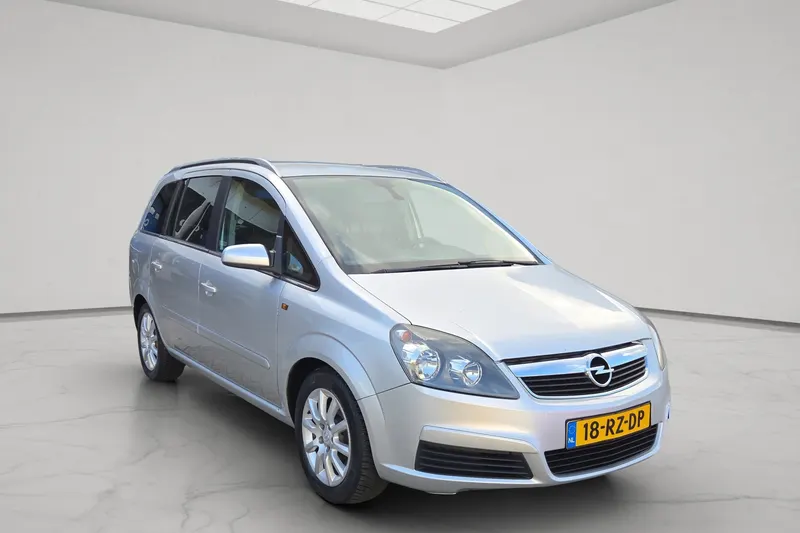 Opel Zafira (2005)