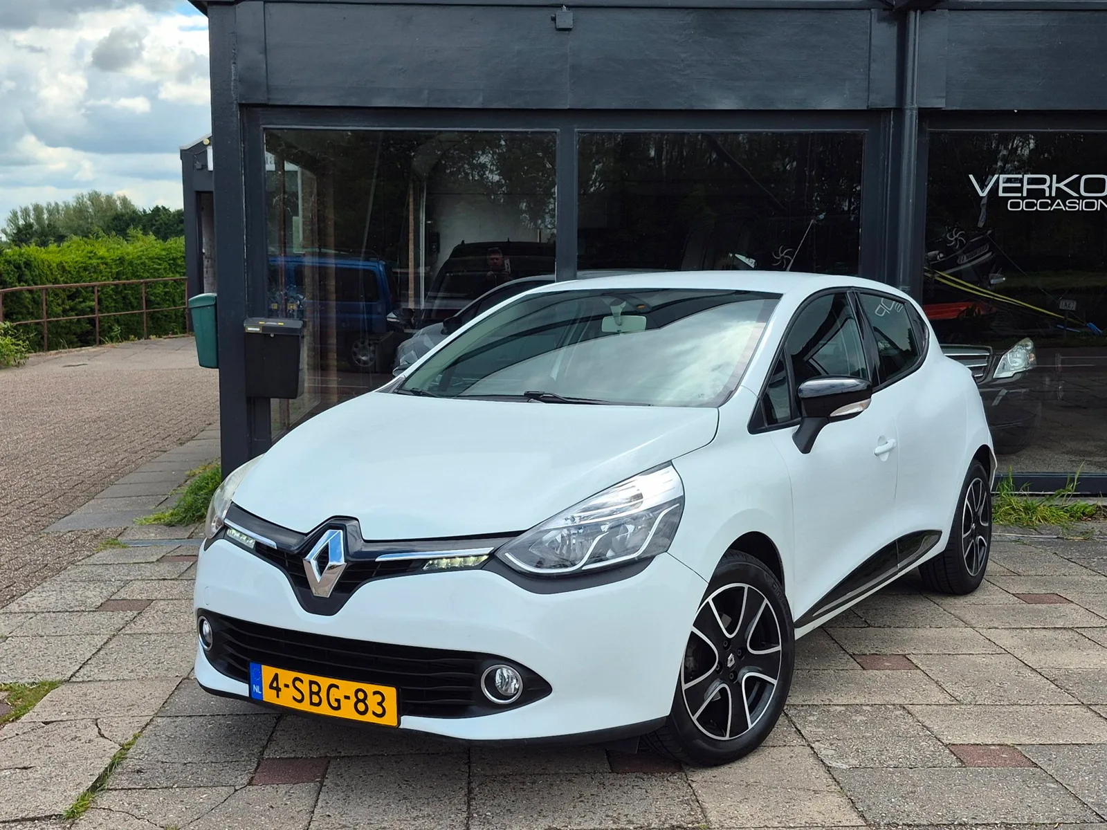 Renault Clio (2013) — foto 1