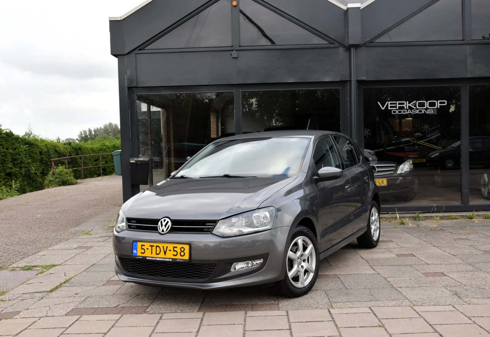 Volkswagen Polo (2014) — foto 1