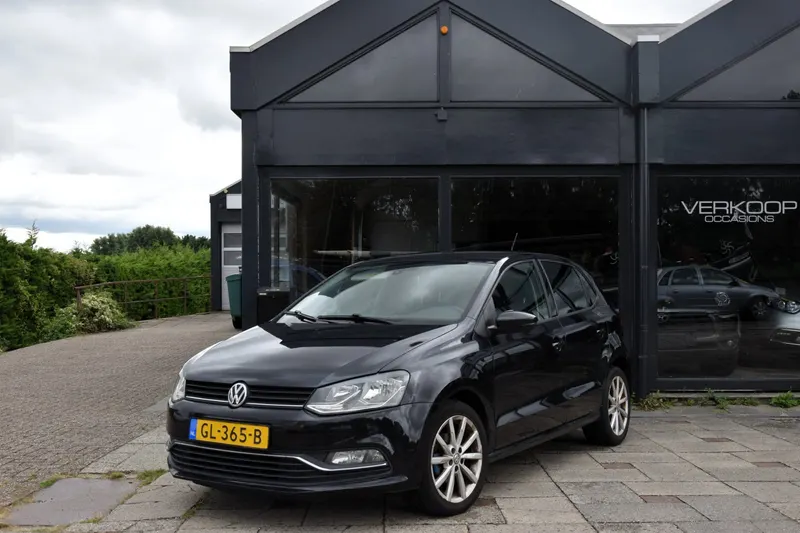 Volkswagen Polo (2015)