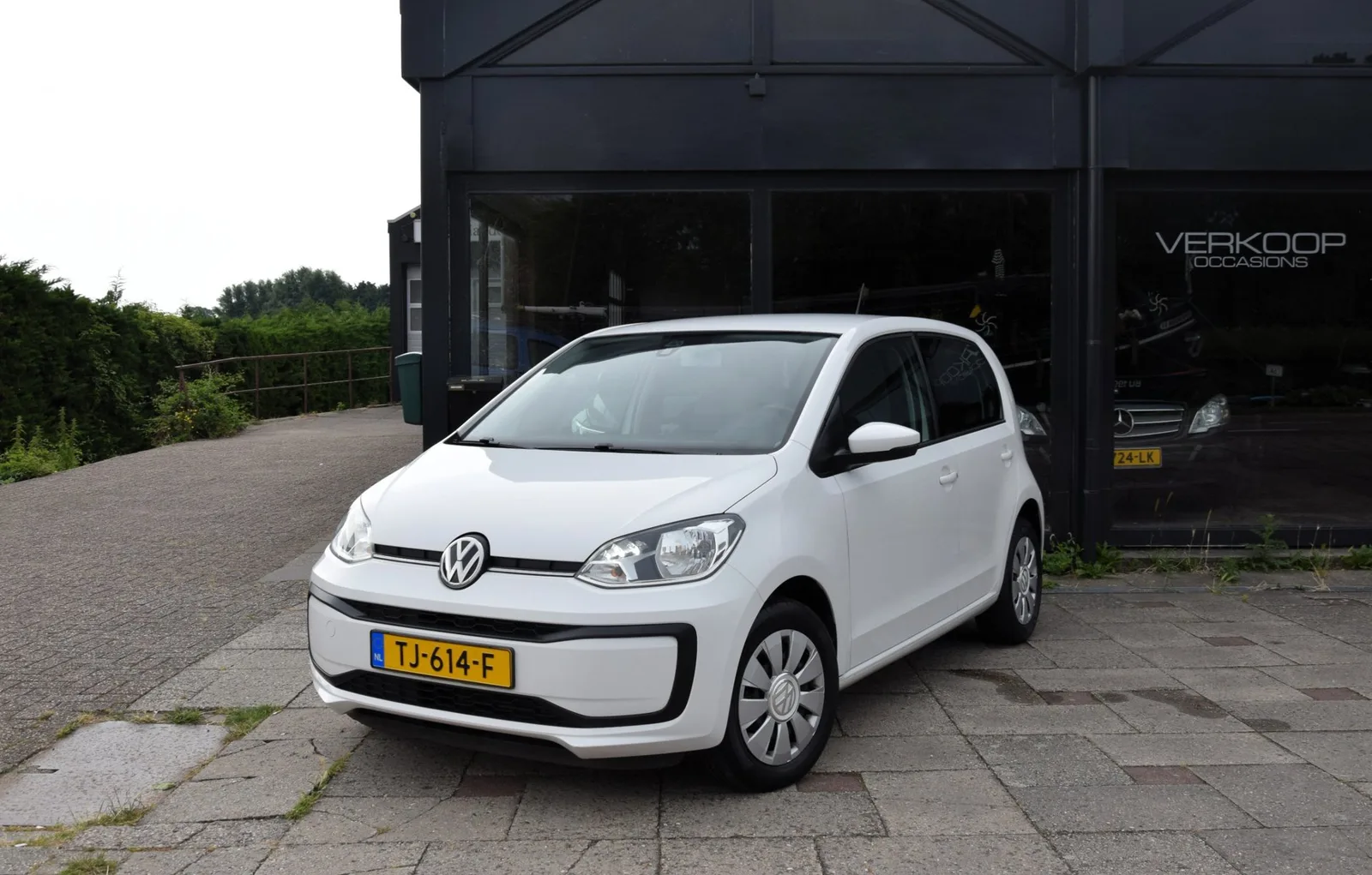 Volkswagen Up! (2018) — foto 1