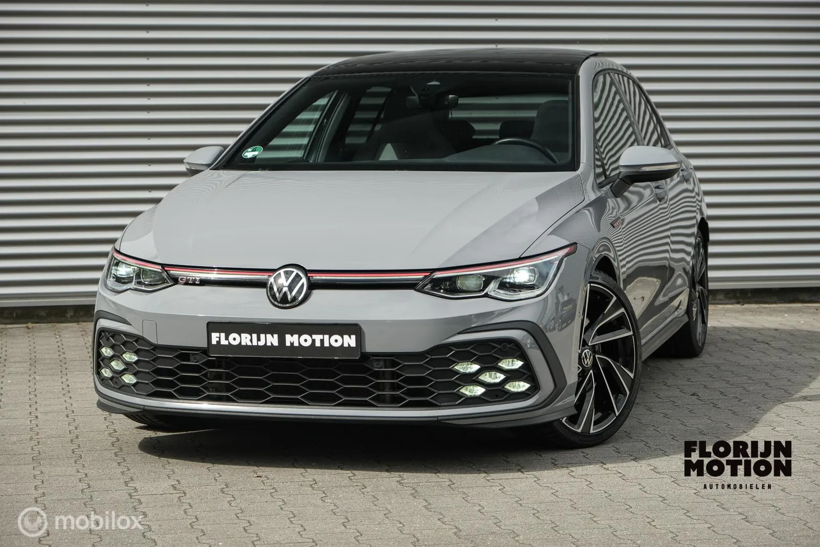 Volkswagen Golf (2021) — foto 1