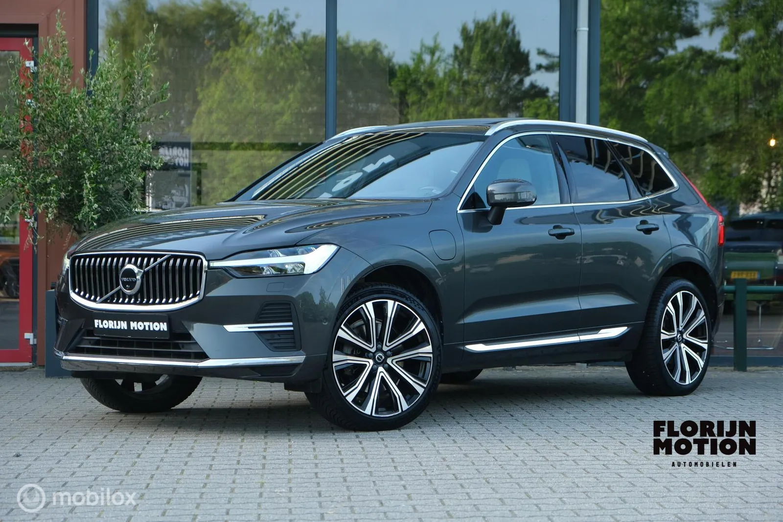 Volvo XC60 (2021) — foto 1