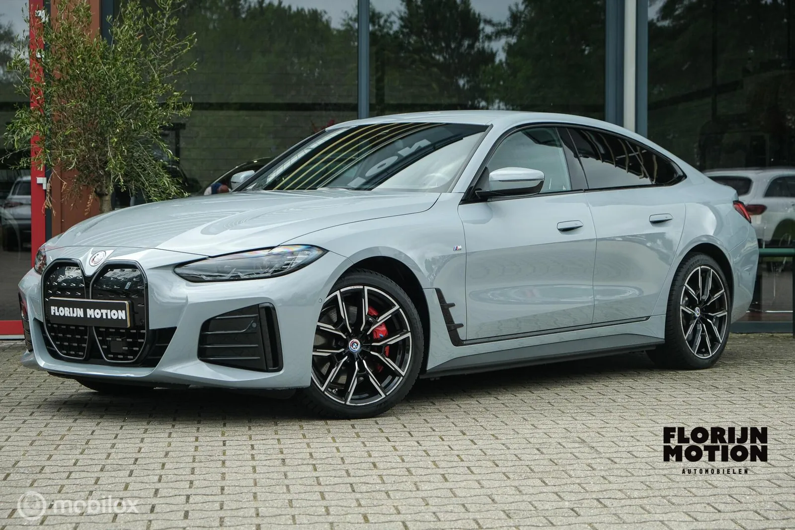 BMW i4 (2023) — foto 1