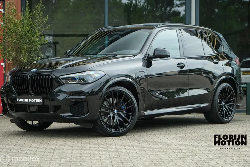 BMW X5 (2022)