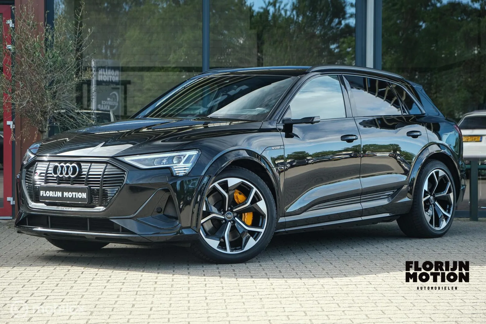 Audi e-tron (2021) — foto 1